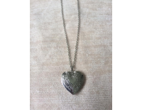 Heart photo pendant necklace
